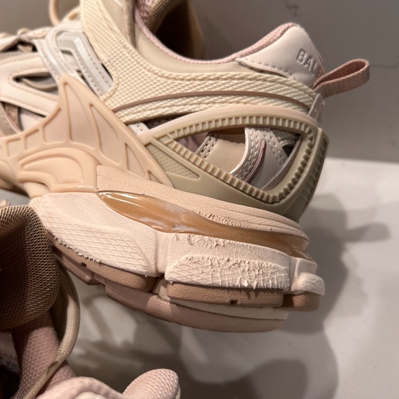 Balenciaga Track 2 Sneaker- Size 8 - Picture 5 of 8